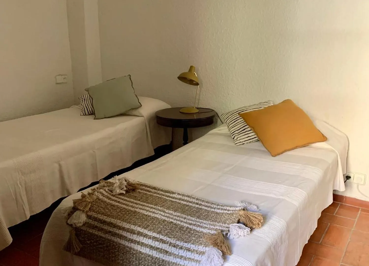 فيلة Els Racons Del Fort Castle Hosting Up To 18 People Capmany إسبانيا