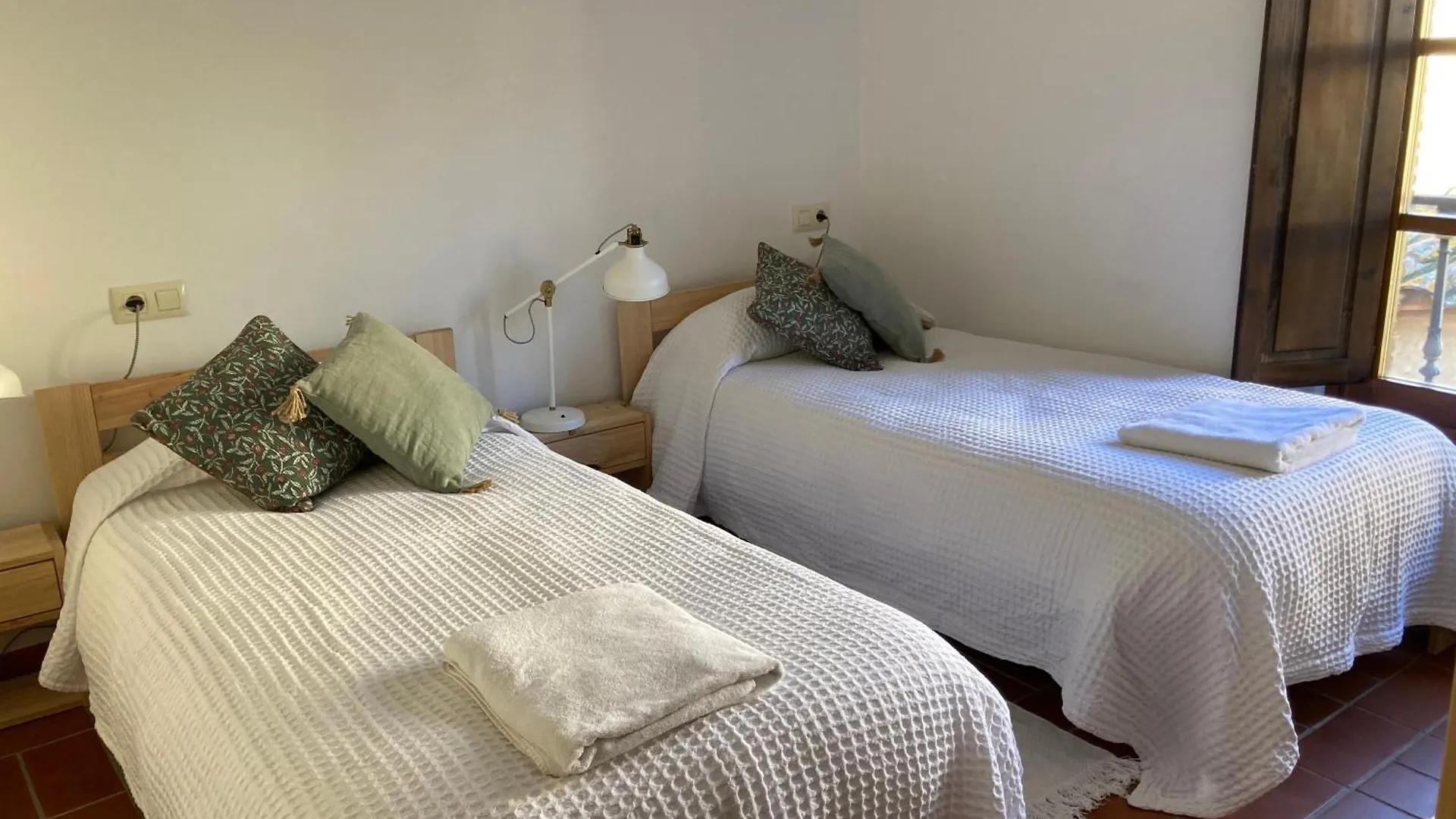 Els Racons Del Fort Castle Hosting Up To 18 People Capmany إسبانيا